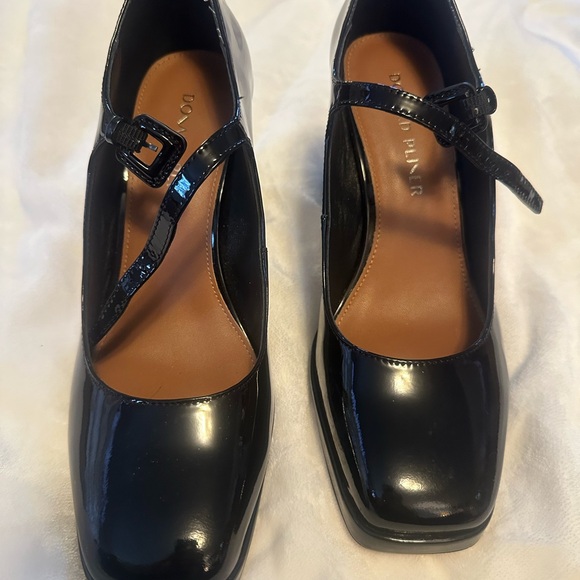 Donald J. Pliner Shoes - Donald J. Pliner Black Patent Mary Jane Pumps with Ankle Strap